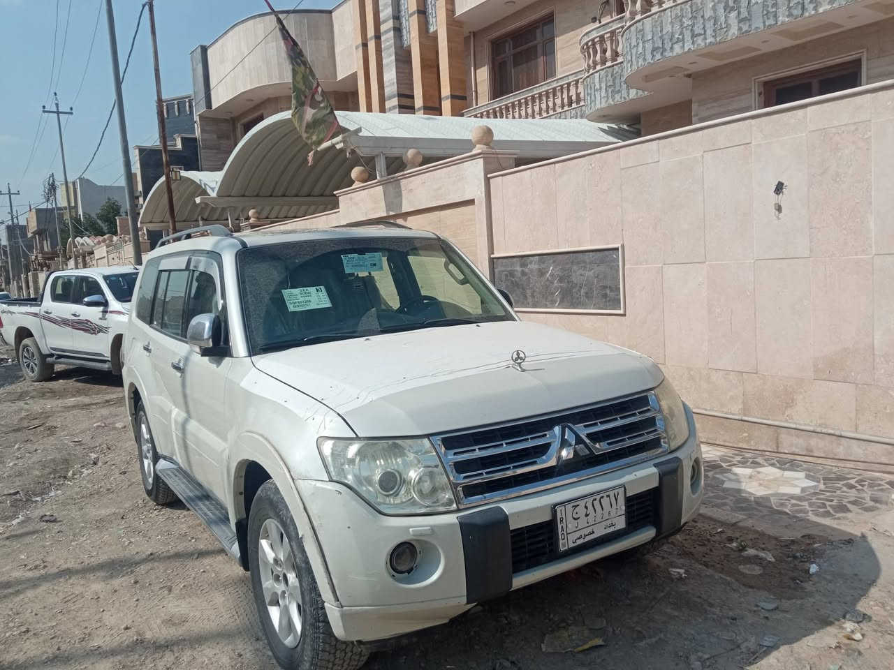 السلام عليكم
مسيبوشي باجيرو حبتور موديل 2011
مكفولة السياره  كفاله عامه 
كير محرك حداديه تخم تاير تبريد ثلج 
علمنا أن السياره محوره غاز 
سياره فول مواصفات 
رقم بغداد سنويه لل2029
سعر (129) بيها مجال 
رقم الاتصال ***********
