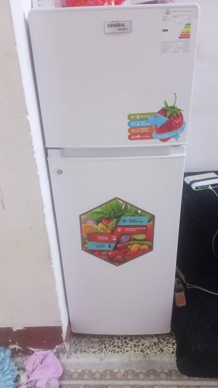 ثلاجه للبيع جديده بس حترك ماطورها صارلنا شهرين من اشتريتها من الشركة عنوان حي الجهاد


**إذا كنت صاحب هذا الإعلان وتريد حذفه لأي سبب، رجاءا أرسل رسالة إلى الدعم الفني**