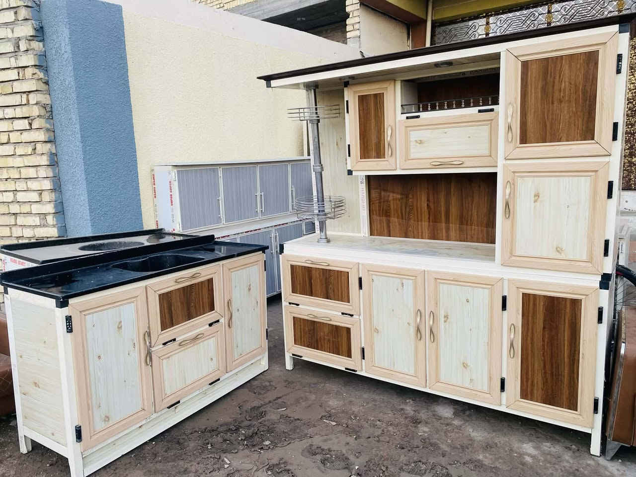 انواع الكاونترات المستخدمه وباسعار مناسبة جدآ
بيع ومراوس  

الموقع بعقوبة  /ناحية العبارة مقابل مشروع المي

رقم الهاتف /***********
