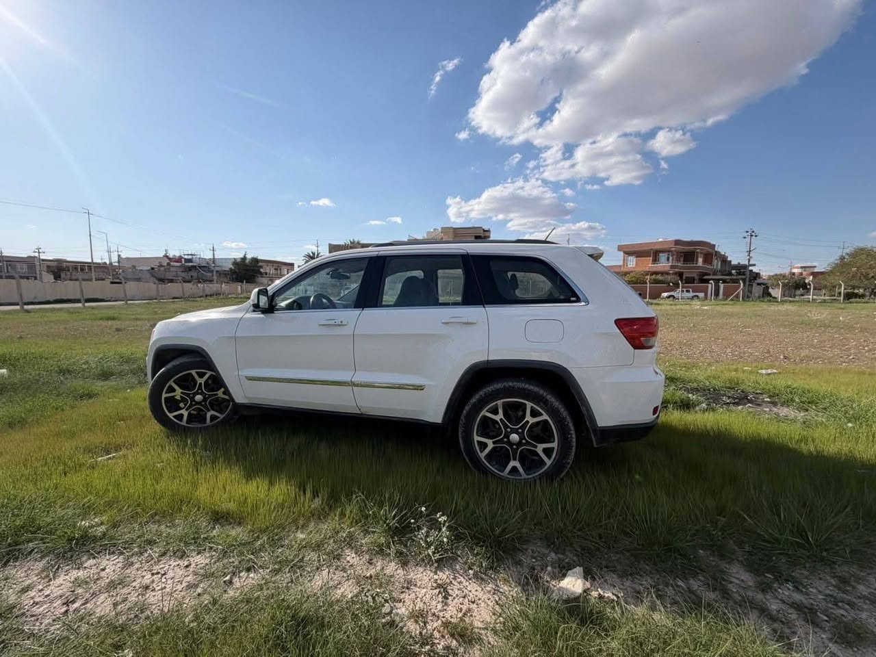 جيب لاريدو أمريكي 2011 – دبل (4×4)
مكينة 6 سلندر 3600
مواصفات تورنغ
دبل اكسل
مثبت سرعة
ستيرنگ فوليوم
كراسي كهرباء
بلاگكتور
اللون أبيض لؤلؤي
بيها قطعتين صبغ
بلا ضرب وبلا سحب وبلا فتح
القير والمكينة بشرط وما مفتوحة
السيارة نموذج بالنظافة وكلش حلوة

🟪 السعر  :: الطلب في التعليقات ويوصلك مباشرة ✍️ 📩

التحويل والغرامة بشرط
السنوية والبيئة جديدة لحد 2027

رقم المالك (واتساب):
*********** 📞
