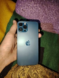 آيفون 12 برو ماكس • شاشة وبطارية اصليه • كاميرا تحتاج تبديل