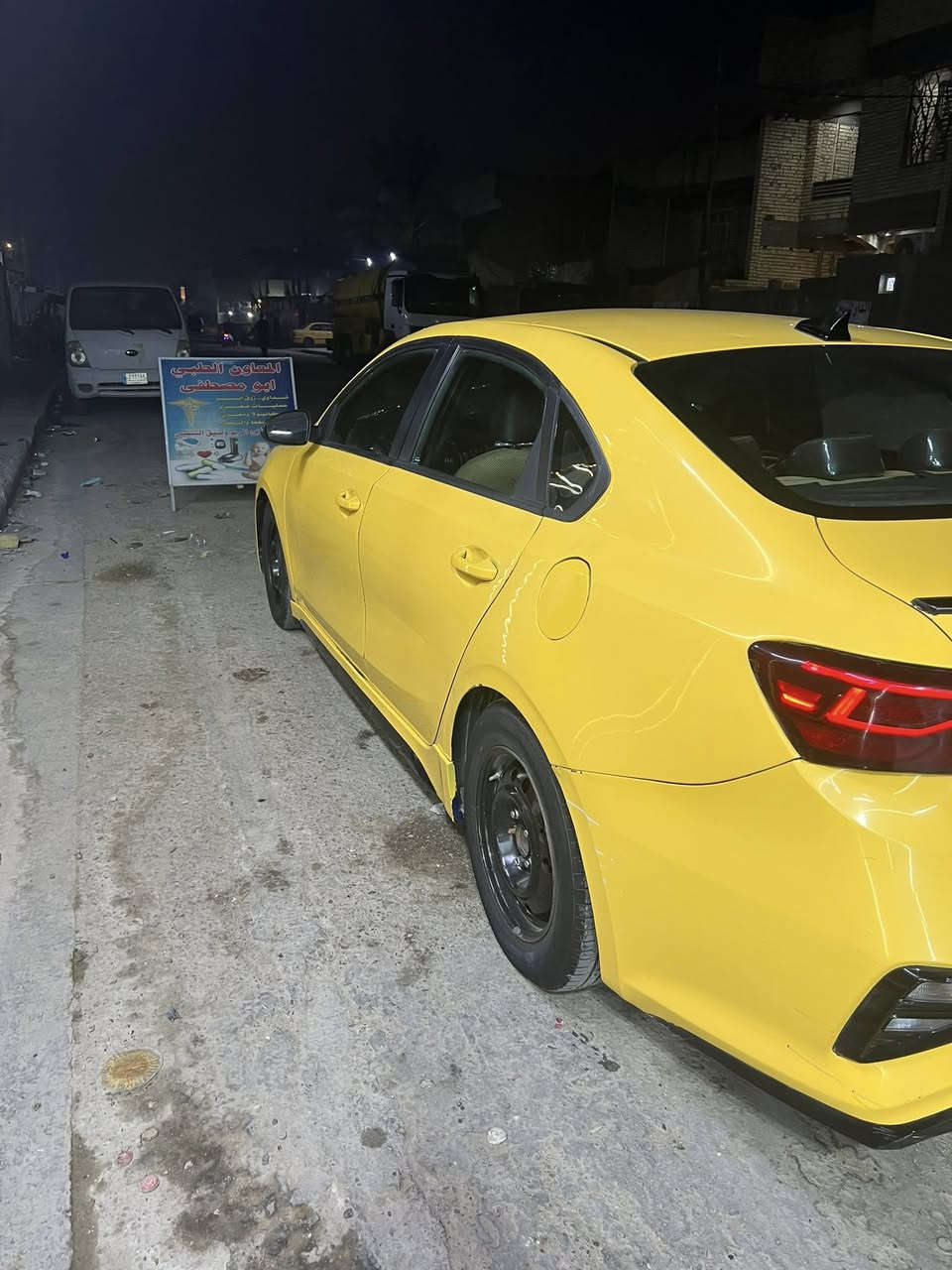 يا الله سلام عليكم فورتي مديل٢٠٢١فول مواصفات للخير صور حادث موجوده بل منشور مكانه بغداد السعر ١١٨وبيهه مجال استفسار اكثر اتصل ***********
