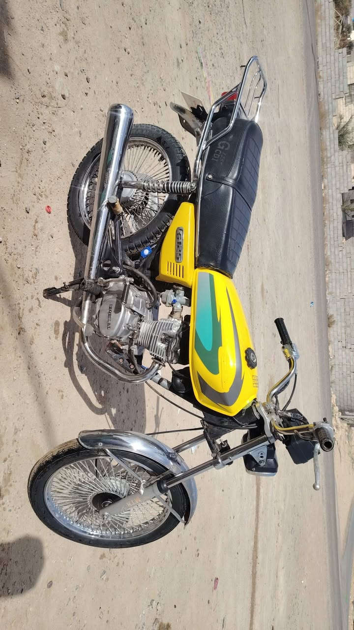 2
موديل 21 كلكك  كامله ما عايزه برغي للبيع
***********
