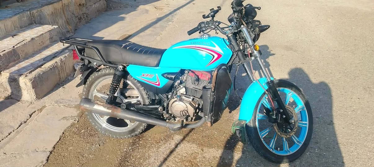 شاينك 2023 نازله 2025
اوراق كاملة اصوليه
مكينة بلادية لٱ مفتوح ولا مجفت
دراجة نضيفه مكفوله مستعجل علبيعه
*********** بغداد, العراق
