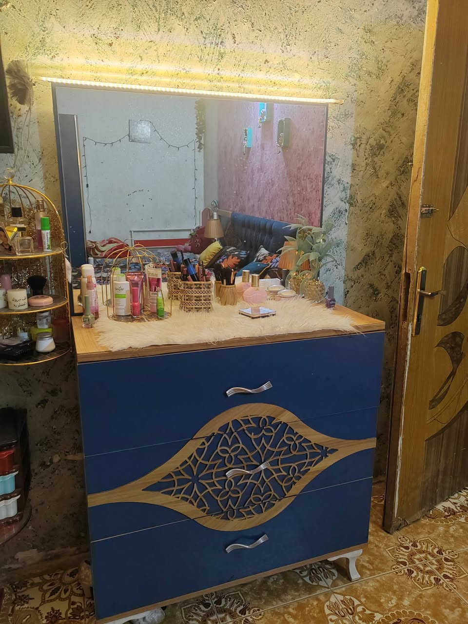 غرفه للبيع نظيفه سعره 250 وبيه مجال


**إذا كنت صاحب هذا الإعلان وتريد حذفه لأي سبب، رجاءا أرسل رسالة إلى الدعم الفني**