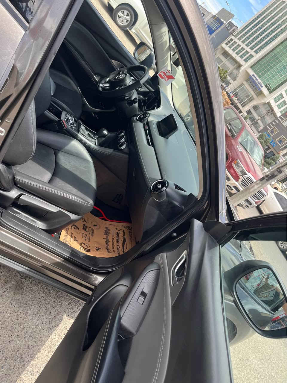 مازدا cx-3 موديل 2019 محرك مرغوب ٢٠ تنفس طبيعي رقم اربيل تحويل وكاله بشرط 
سيارة جاهزه وجديده حالة وكاله 
بدون قطرة صبغ كفاله عامه صفر اربيل خليجي
فول موصفات بصمه رادارت كامره  كشنات تدفئه سكان تدفئه تحكم سكان شفتات سبورت داته شو يدات بصمه مري شفط اوتو ستوب  تحديد مسار لايتات Led ليلي بگلايت لد ويل كبير  مبيه  اي نقص سياره تخبل تايرات جديد سعرها مناسب جدا 129 بيها مجال قليل  
ماشيه 72الف حقيقي سياره كلش نضيفه 
مكان سياره( اربيل )
*********** بي واتساب أربيل, العراق
