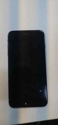 ايفون 7بلص امبدل فقط بطارية الجهاز كامرتو دمعه السعر ٨٥ رقم 0770431558...