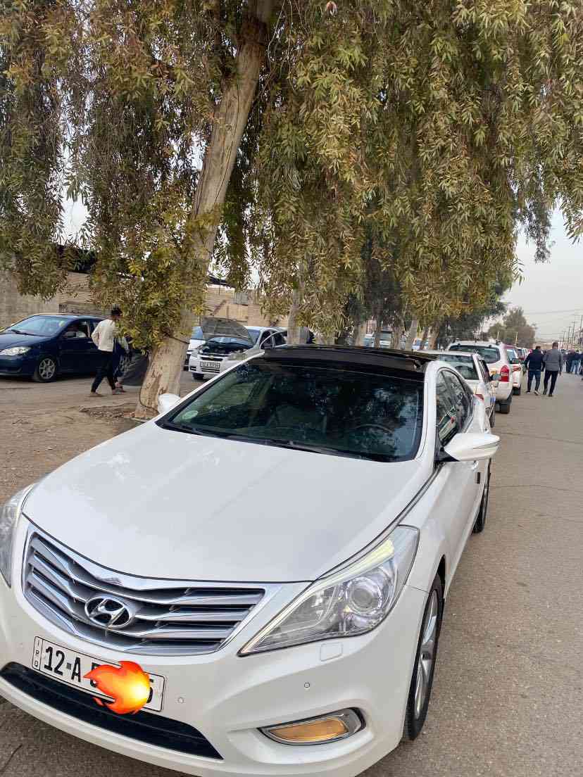 السلام عليكم 
هيونداي أزيرا 2012
كفالة عامة من الصبغ والبارد والتبديل سبير مانازل 
فول مواصفاتVip مكينة2400دوش شرط رقم نينوى الجديد باسمي شرط التحويل للتواصل على الرقم***********
