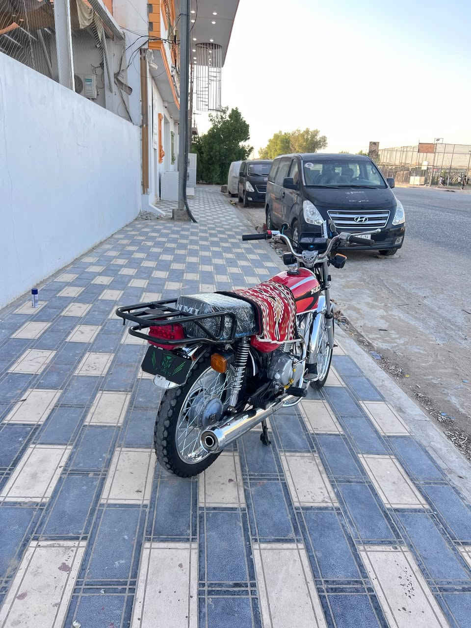 السلام عليكم
ناما للبيع موديل 21
اصولي وكيلها العارضي
دراجة فول ماعيزها برغي واحد كهربائيات شغالة لايت امامي جمجمة وعدسه زنون دبل رماش mb3 دراجة مال جناي
السعر 750 وبيها مجال للطيبين
اتصال ***********
