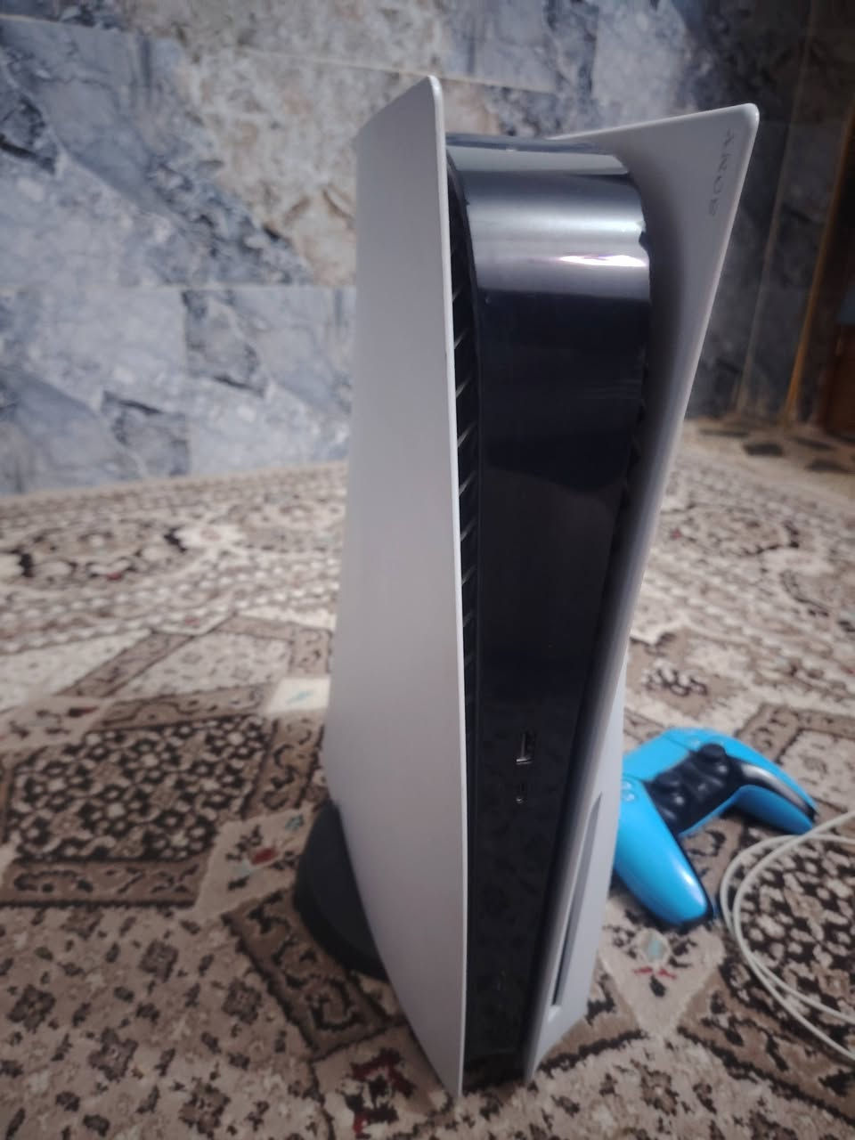 السلام عليكم ورحمة الله
بلي فايف فات للبيع
نظافة ١٠٠٪
جويستك اصلي
كامل الملحقات الاصلية + الكارتونة
يو بي اس شركة زيوس ممتاز
السعر ٦٥٠ وبي مجال للشراي
مكاني واسط قضاء الصويرة
للتواصل
***********
يوجد واتساب
