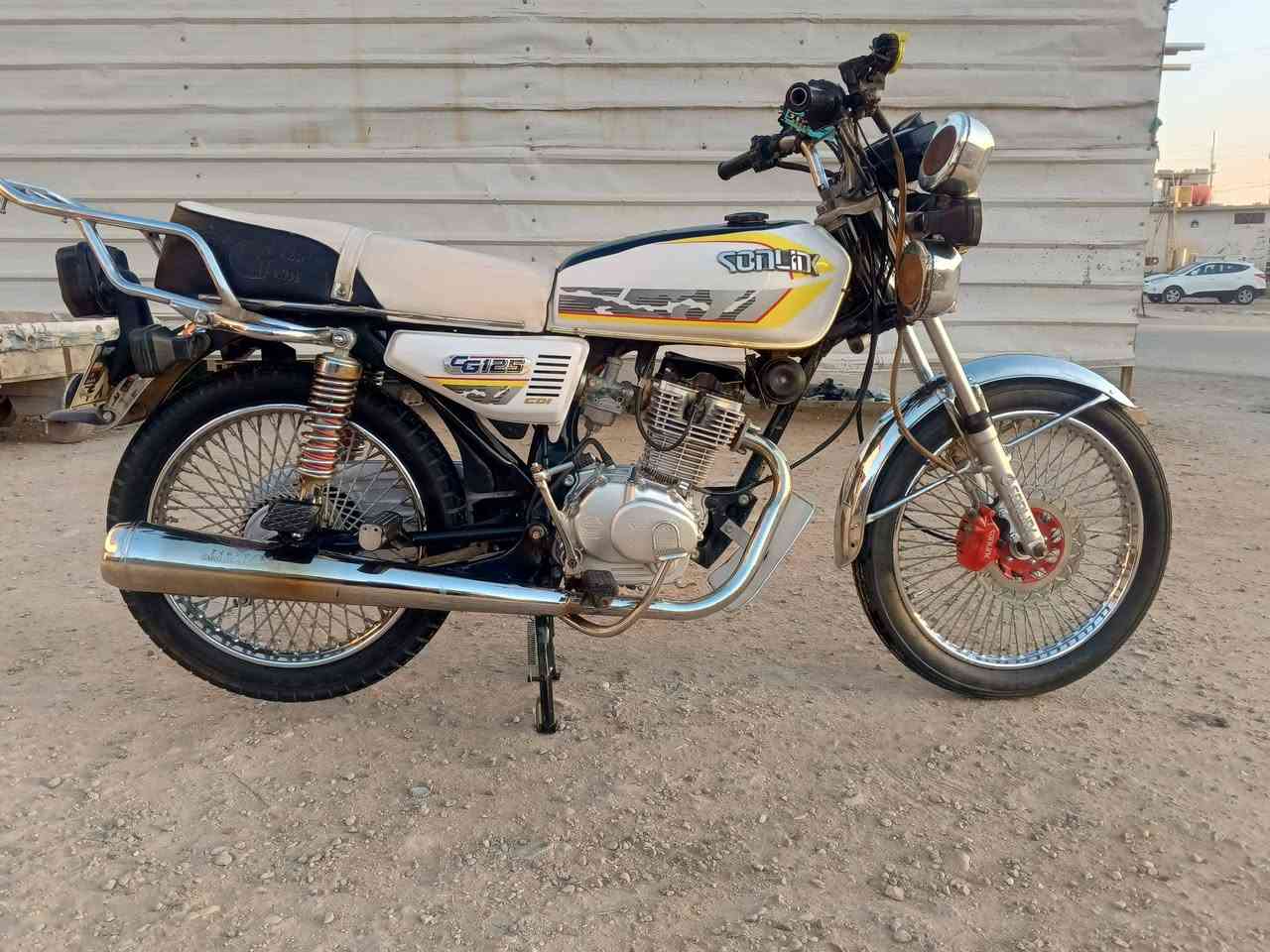 السلام عليكم اخوان
تايكر موديل 24 ختم سونك الاصلي 

كفاله عامه نظافه شرط نفس الصور 

اوراق كامله محرك ذهبه كلش ناعم 

سعر.. 600.. والشراي يدلل 

مكاني حله شوملي 

***********
