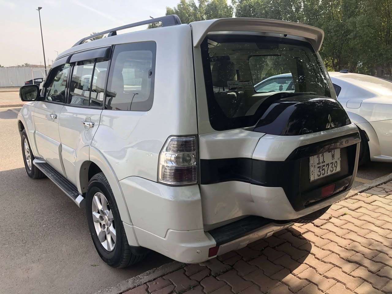 سلام عليكم
باجيرو 2015 رقم بغداد الدولي سنويه بسمي جديده وهزة جديد شرط تحويل ثاني يوم

        السعر 168 ورقه وبيها مجال معقول 

مواصفات 

محرك 3500 حبتور 6 سلندر V6 

حبتور 

ام دمام

فول مواصفات 

كشنات كهربائيّة 

اشاير بل مري 

تحكم ستيرن 

فتحه

مري شفط

فول مواصفات 

ماشيه 208 لف حقيقي  مكفولة  كير محرك شاصي ضربة كفالة عامه 

مكان السيارة بغداد حي العدل 

للاتصال ***********
