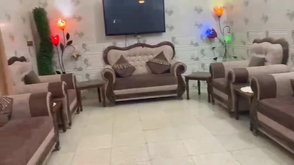 السلام عليكم تخم تسكام مع الطبلات ب٧٥٠ وغرفة نضيفة كلش  ب٥٠٠


**إذا كنت صاحب هذا الإعلان وتريد حذفه لأي سبب، رجاءا أرسل رسالة إلى الدعم الفني**