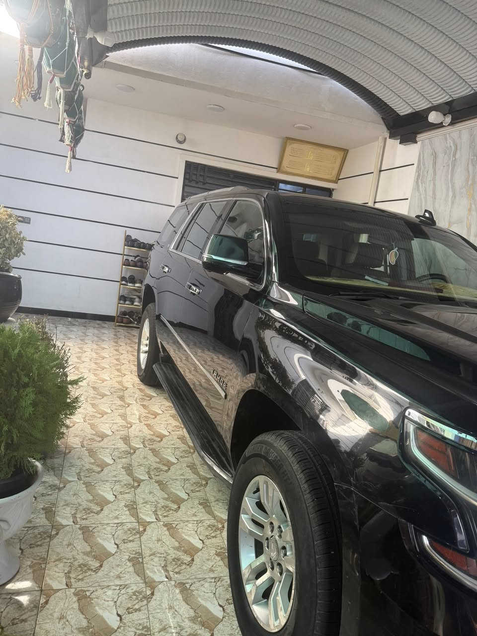 سلام وعليكم تاهو البيع امريكيه مديل 16 بغداد بسمي بيه جملغ خلفي وهاذ الناشره وبيه سونار الشراي ينتصل ويدلل***********
