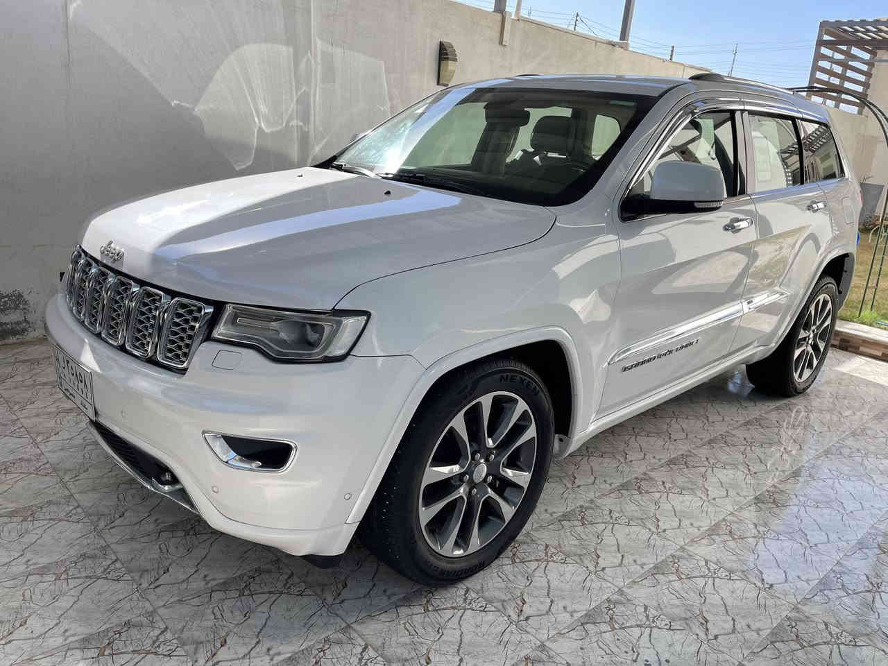 السلام عليكم
جيب اوفر لاند خليجي  فول للاخير رقم بغداد

ماشيه 97  كفاله عامه من صبغ عدا رصعه صغيره فوك اللايت الامامي الايسر  سياره جاهزه 

موديل 2018

السعر 28500$$

مكاني  حبانيه

***********
