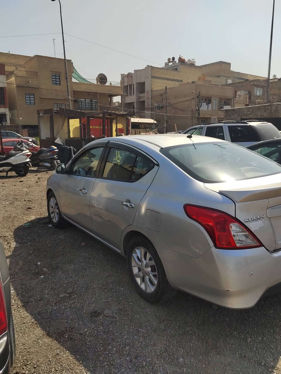 نيسان سني مصري
موديل 2020

رقم بغداد

بيها تبديل بنيد وجاملغ الايسر

الكير والمحرك سليم شرط الفحص

بيها رصاعت 

السعر خاص

***********
