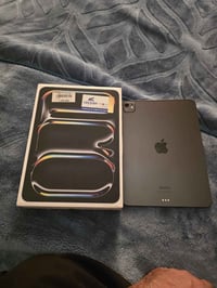 ايباد ١١ برو m4 • ٢٥٦ • جديد