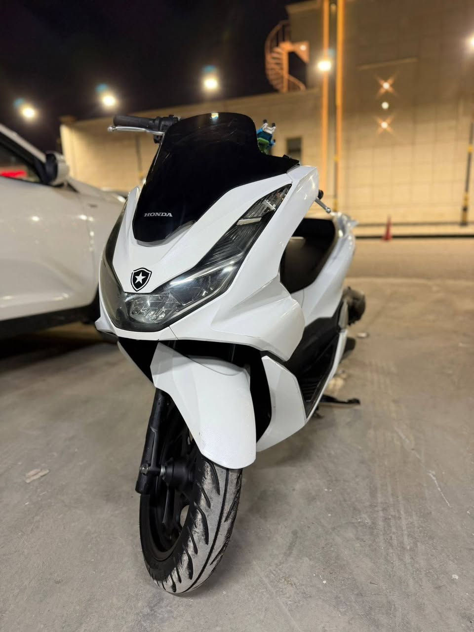 PCX جيل الرابع موديل 2022
بصمه
مانع انزلاق
ABS
دسك مو بنز
ماشيه 20 الف
حساس ازدحام 
ستان كهربائي
سعر18ورقه وبيه مجال
هذا الرقم ***********
