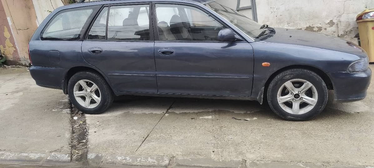 اقره تفاصيل لاتخبرني وتسئل هاي تفاصيل مذكوره كلها وتحياتي 😘
مستبوشي ستيشن 1993
فول فول توماتيك 
مصبوغه جماليه بدون ضرر تدفه شغاله تبريد موجود نقص بس كنبريسر فقط
رقم وسنويه جديد كابون بازين بيها مكينه شرط كير توماتيك وايرمنيه كلها شغاله وسعر33 
شراي اتصل ***********
***********
