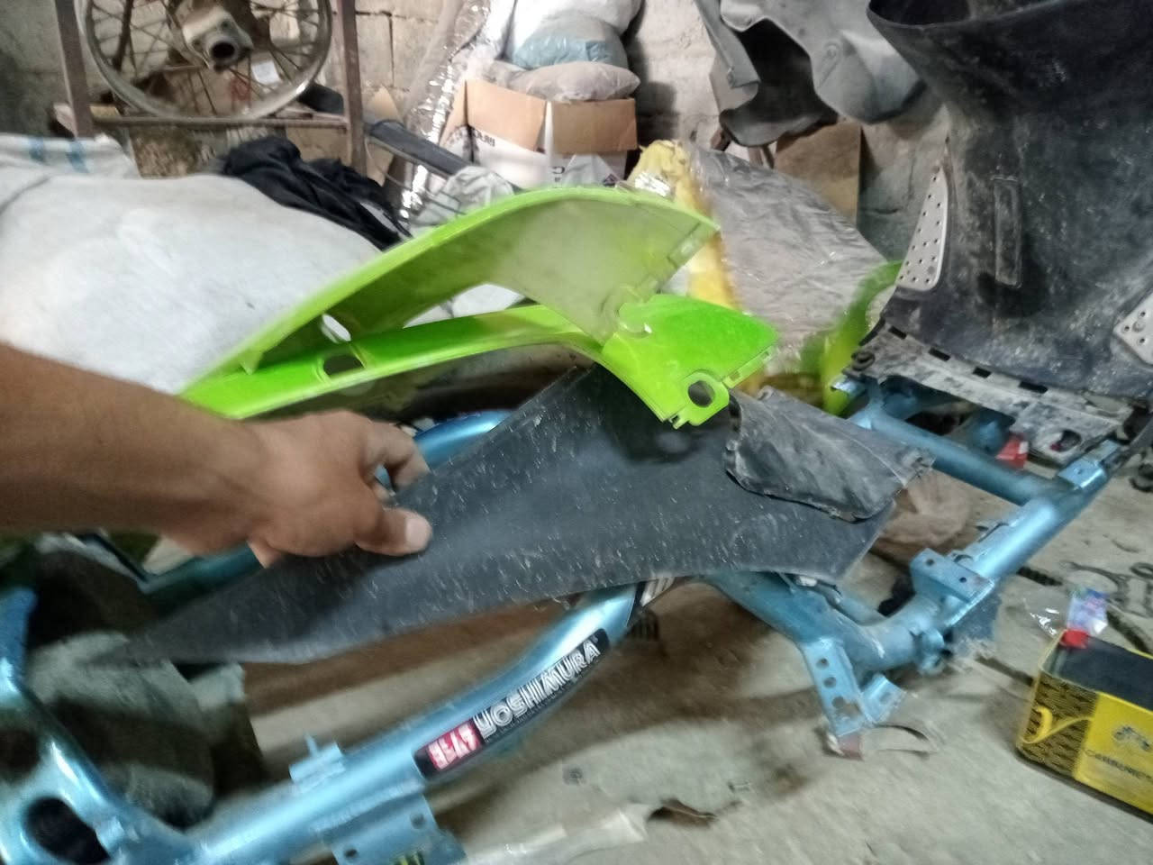 سلام عليكم شاصي ماكس عدله مكفول+كفرات ب٧٠رجأن بدون عمله لن سعر الشاصي معروف مكان كربلاء الجاير مقابل معرض الحمداني ***********
