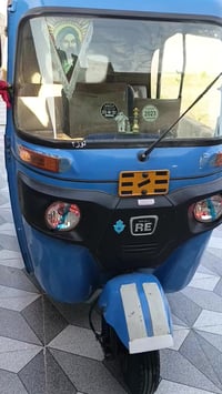 توك توك • مكينة متومه • أوراق أصلية