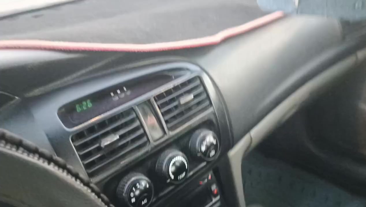 السلام عليكم اخوان رمضان كريم على الجميع وصيام مقبول أنشأ الله.  سياره شوفر ليت ابيكا موديل 2006لون أبيض دواخله حلوه تخم تاير باتري جديد حداديه حلوه مقبوله راعيها يريد تحويل عليها غرامه 300الف فلوس الغرامه تنزل من السعر صاحبها يريد تحويل مكينه وكير انضاف فقط بيها خيط بخار السعر 18ورقه الشراي يتصل ماكدر اجاوب على التعليقات لأنه عندي دوام وهذا رقم موبايلي كل شئ ذكرته رجا لحد يكلي شبيها مابيها وهذا رقمي ***********
