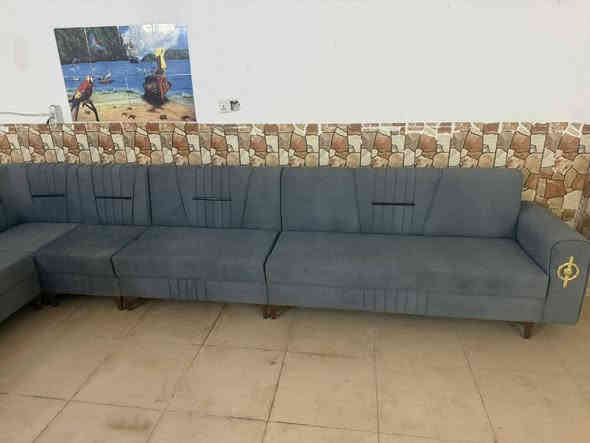 ديوان 10 نفر جديد
السعر 280 الف
فرمان بران. يوجد توصيل
***********
