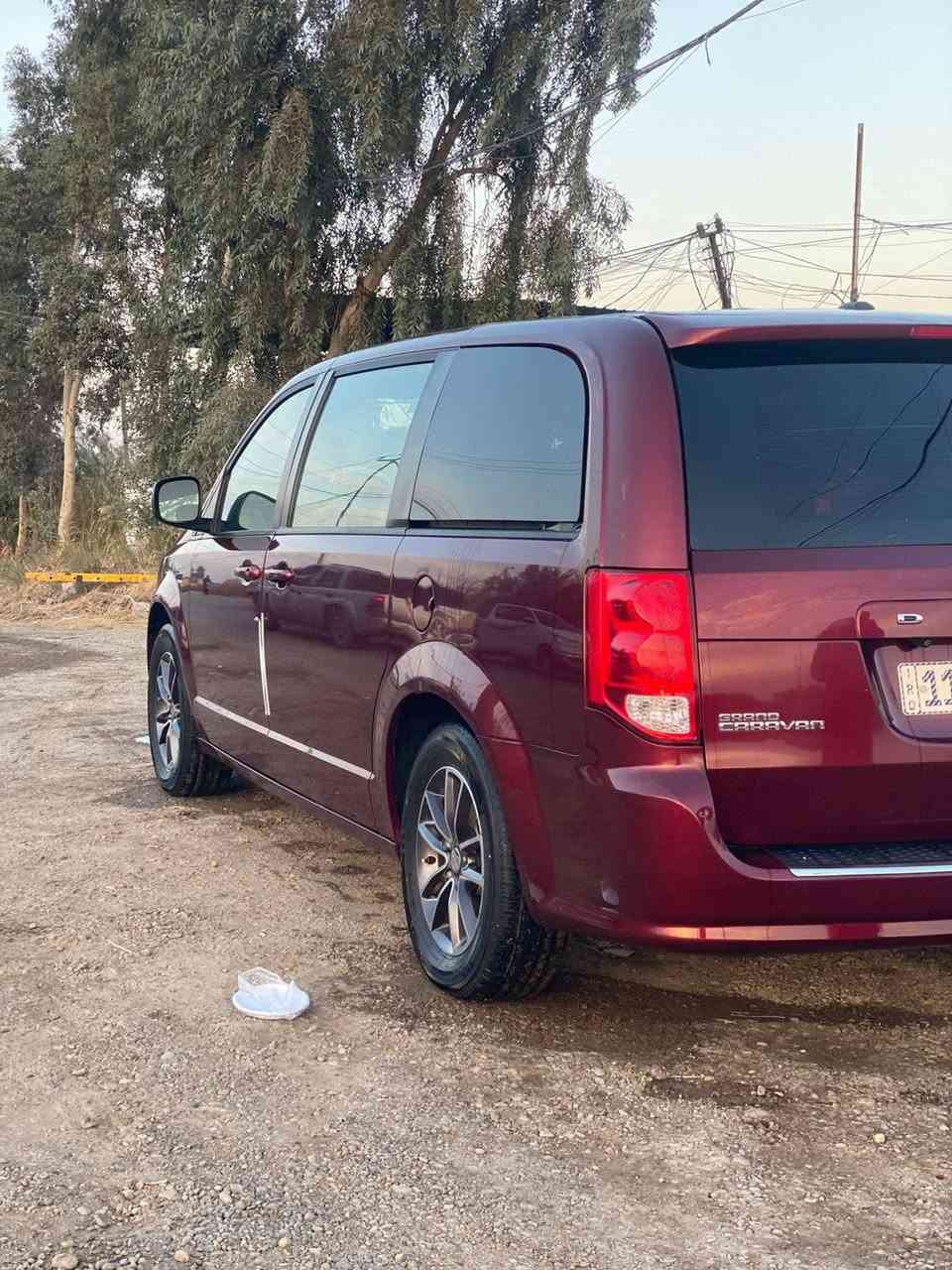 السلام عليكم سياره دوج كرفان 2019 سياره كهربائية كامله الرقم بغداد انكليزي ***********
