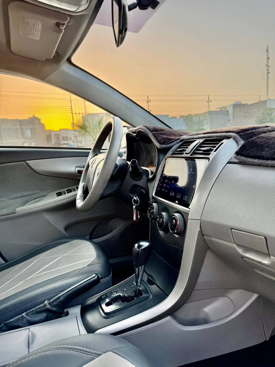 السلام عليكم
رمضان مبارك ع الجميع 
كورلا للبيع موديل 2011 خليجي رقم بغداد تحويل مباشر ان شاء الله 
حجم المحرك1800 مرغوب  جديد لاتنقيص ولاتبخير 
الكير جديد مابي اي مشكلة
الصدر ادامة جديد 
تخم تاير 
تدفئه وتبريد منظومة جديده 
كهربائيات السيارة كله شغاله مابيه نقص
غرفة السيارة الداخلية جدا نظيفة 
السيارة بيه قطعة صبغ جاملغ خلفي بدون داخل والباقي كفالة 
السعر 120
العنوان مدينة الفلوجة
***********
***********
