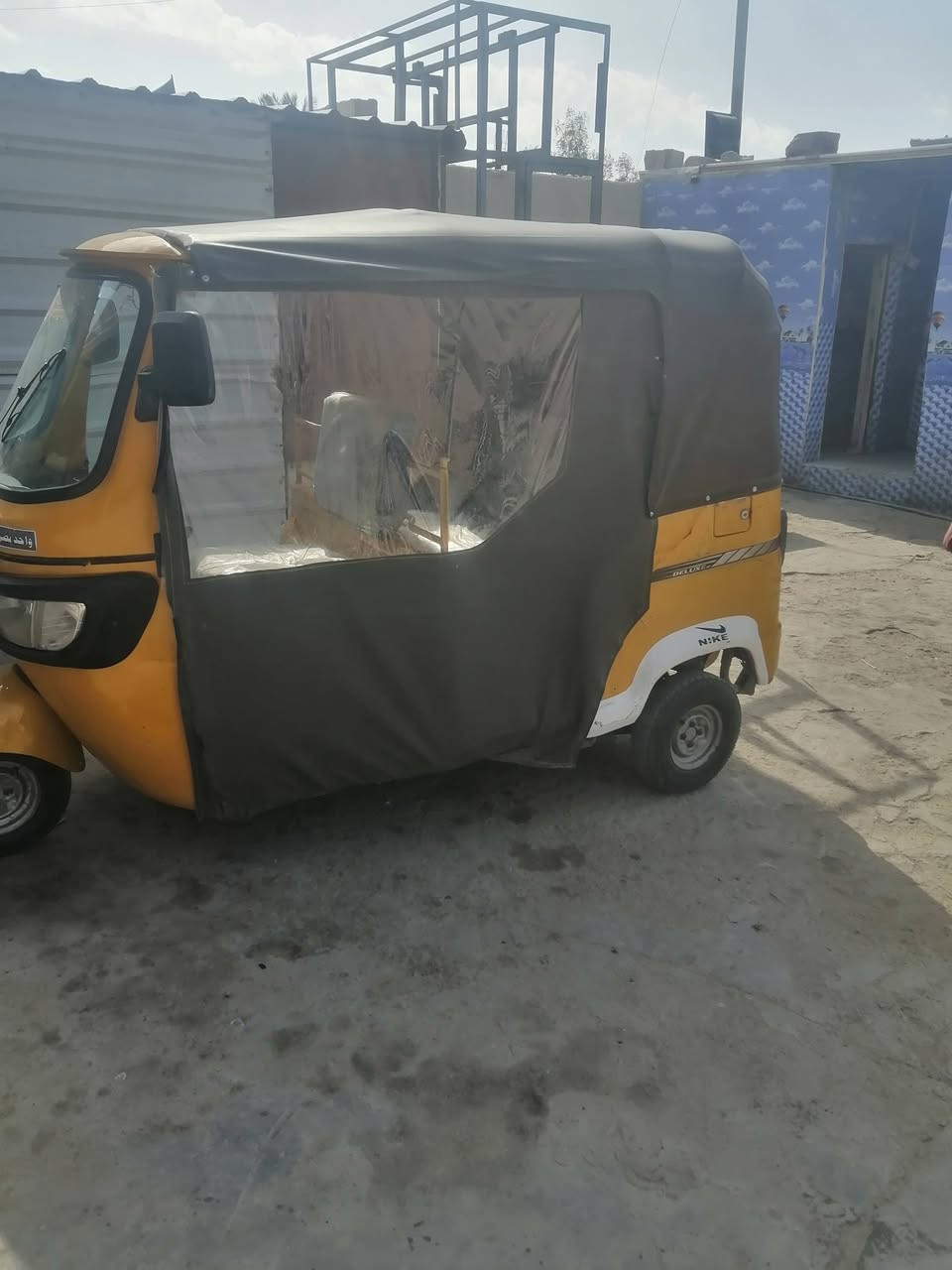 تكتك داخله بل20 نضيفه مثل ماموضح بل صوره مكينه ولفات مبدله سعرها4700 وبيها مجال بسيط عنوان ابو لخصيب حمدان ***********
