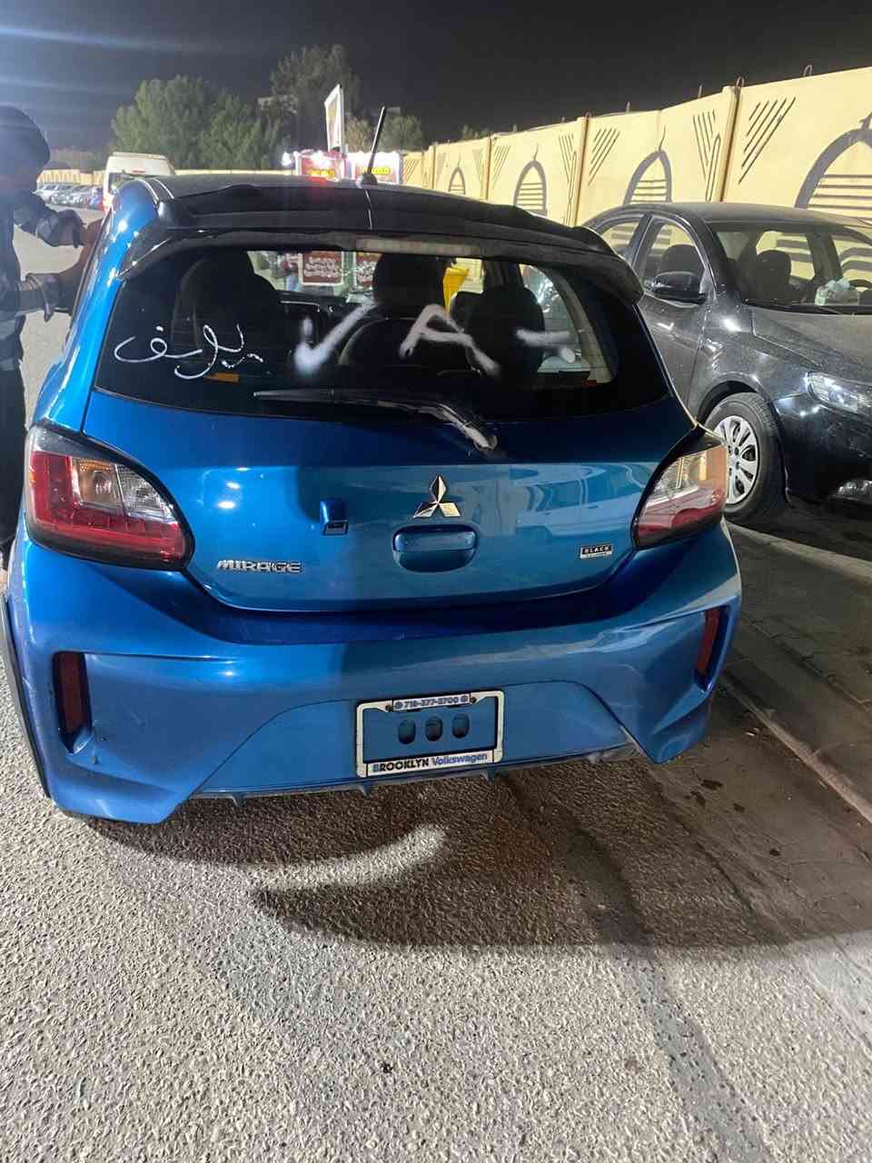 ميراج 24 شاشه وتحكمات ويل كب ضربتها خفيفه
*********** اتصل وتدلل مكان السياره كربلاء
