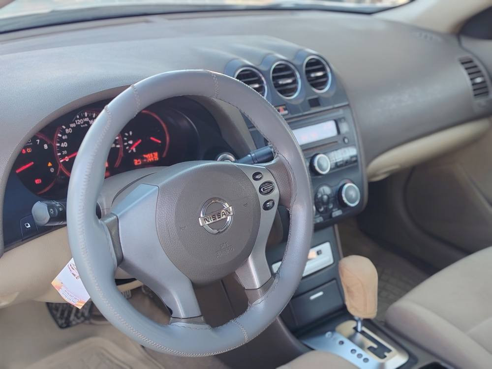 التيما2008
***********
***********
التيما 2008
ته بريد
توماتيك
چوار تايه ي لوك لوك
به شه رتي هه موو گياني 
سه ياره كه به ناوي خومه وه 
سه نه وي به سه ر چووه 
به شه رتي غرامه 
تحويل ناكريت 
به شه رتي ئه وه ليات و خرامه و
وه كاله تيش به شه رت 
سه ياره كه مالي دوسته 
ديناري مه سره في هه بوو 10 گه لا ببره 
حيزام بوياخ نييه به بوياخ ئه يفروشم
سه قف و شاني به شه رت 
بيشي ده عمي نييه 
دواي ده عمي نييه 
ره قه م سليماني 
59 معامه له 
سليماني هه واري شار 
قيست و قه رزوو الوگورم نييه السليمانية, العراق
