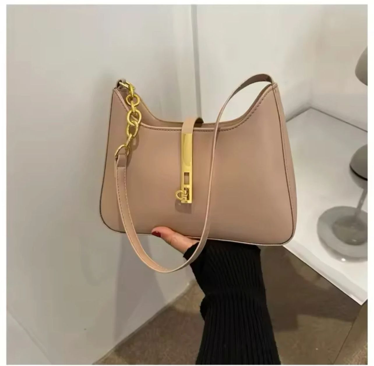 لحجز وستاب ***********جنطه سعره 5حذا كعب 7عروض اليوم
@إشارة
