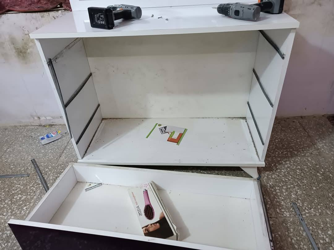 ‎                ‎مستعدون لتنصيب (شد )كافة انواع غرف النوم عراقي -ماليزي- صيني- تركي -مصري- ايطالي - سوري 
‎  كذلك كافة انواع الاثاث من البوفيات والمعارض  والفاترينات Mdf‎المستورده ومطابخ
و الhdf
متخصصين واصحاب خبره تزيد عن7 سنوات في العمل  
‎كذلك تصليح غرف النوم والكناتير التي تم تنصيبها على يد كوادر غير متخصصه  وتسببت بخلع  الابواب و الِاضرار بها
بألاضاافة الى ترتيب الغرف التي نصبت بصوره عشوائيه وجعلها اجمل مما كنت عليه 
.................:::::::::::::::::........
للستفسار او الحجز 
اتصل على الرقم ���� ***********
*********** ابو يوسف الكربلائي 
او المراسلتي على الماسنجر* او الواتساب*
