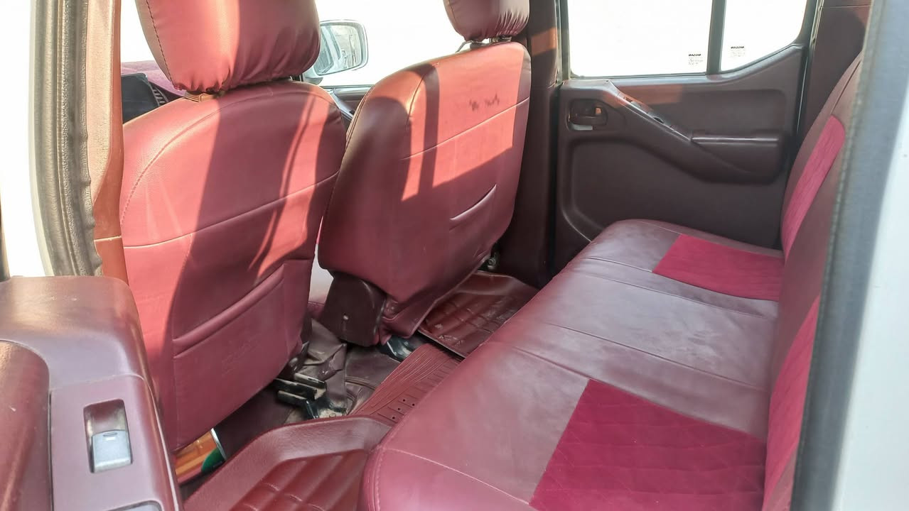 السلام عليكم نيفاره للبيع موديل ٢٠٠٩ محور 3000تحويره مضبوطه بس التصوير ٢٥ ورقه سياره جاهزه خير من الله تخم تاير حداديه شاشه كامره سعر ٩٥ وبيه مجال المكان ميسان الاتصال ***********
