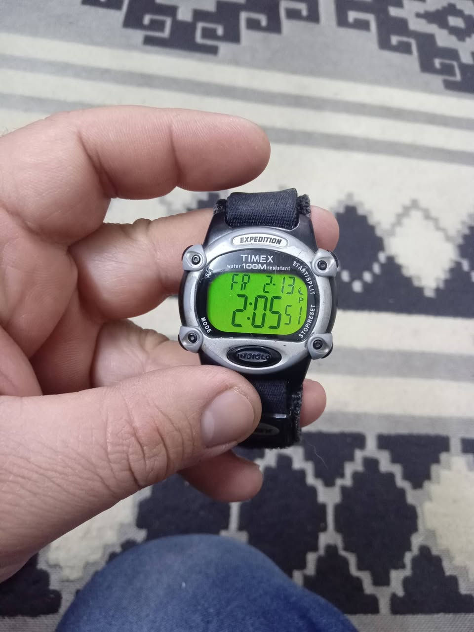 السلام عليكم ساعات تايمكس الشهيره كل قطعه وسعر كلهن شغالات بلكامل منبه جرس ضد الماء على الفحص سيورتهن اصليه كلهن نضافتهن 90 الشراي يتفضل يتصل واتساب *********** العنوان بغداد الحريه
