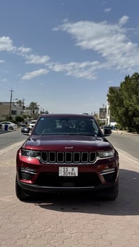 يالله جيب كراند شيروكي 4Xe ٣ خطوط(هايبرد- بانزين- بلك ان ) 2024 بدون ا...