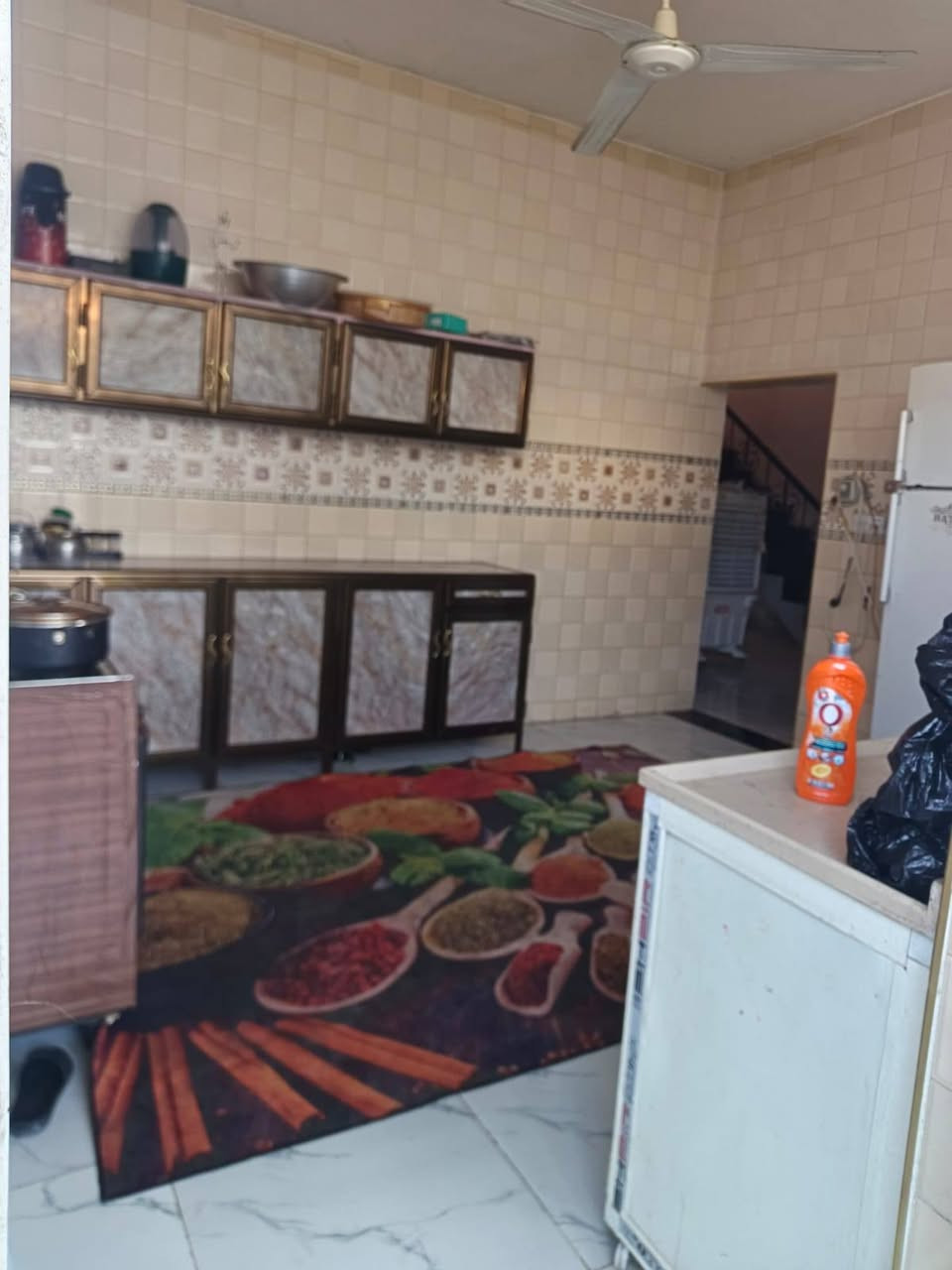 دار المساحة ٢٥٠ متر طابو زراعي سند ٢٥ شارع شلاكة يتكون من ٣ غرف نوم وصالة واستقبال ومطبخ وكراج سيارة بسعر ٥٢ مليون للاستفسار الاتصال على الرقم *********** او مراجعة مكتب الديار

