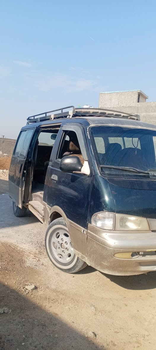 سياره  للبيع كيه بريجوا 96 كير،  محرك اكسن خير من الله *********** مكان سياره بغداد رقم انكليزي
