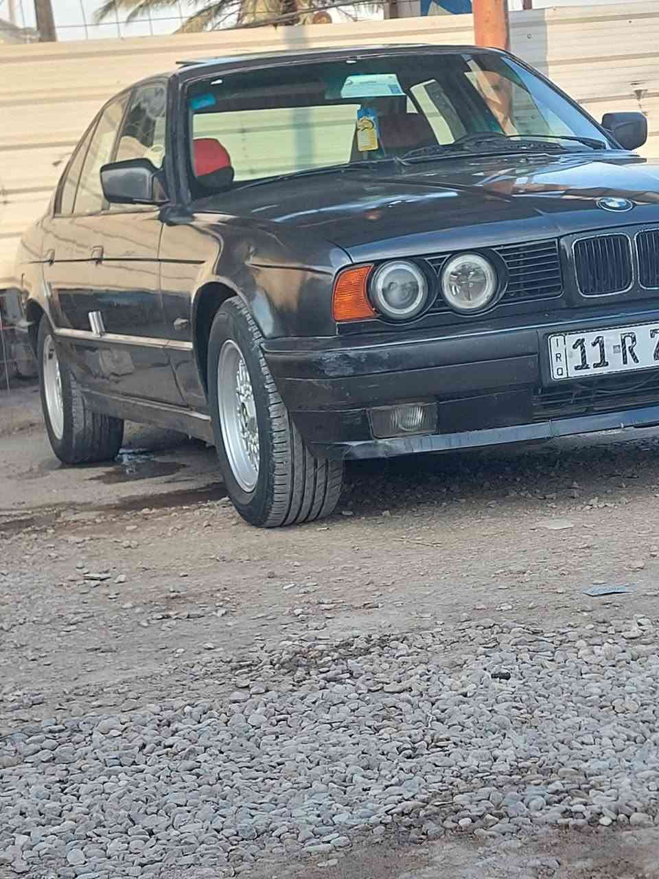 السلام عليكم
525 موديل ٩٠ سنويه جديده
سياره بيها نواقص بسيطه 
سعرها ٤٥ وبيها مجال للشراي 
مكانها واسط الصويره 
***********
