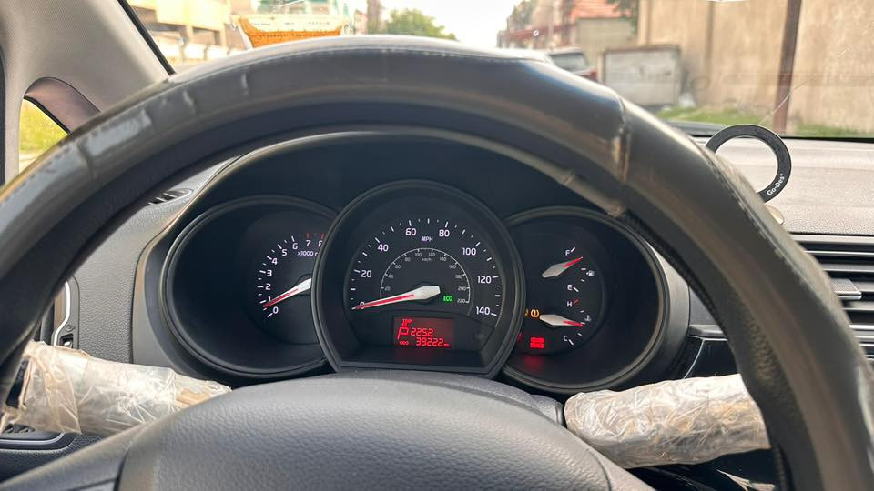 كيا ريو 2016 امريكي gdi 1600
رقم بغداد
سياره جاهزه
سعرهه 97
‭0790 156 9451‬
