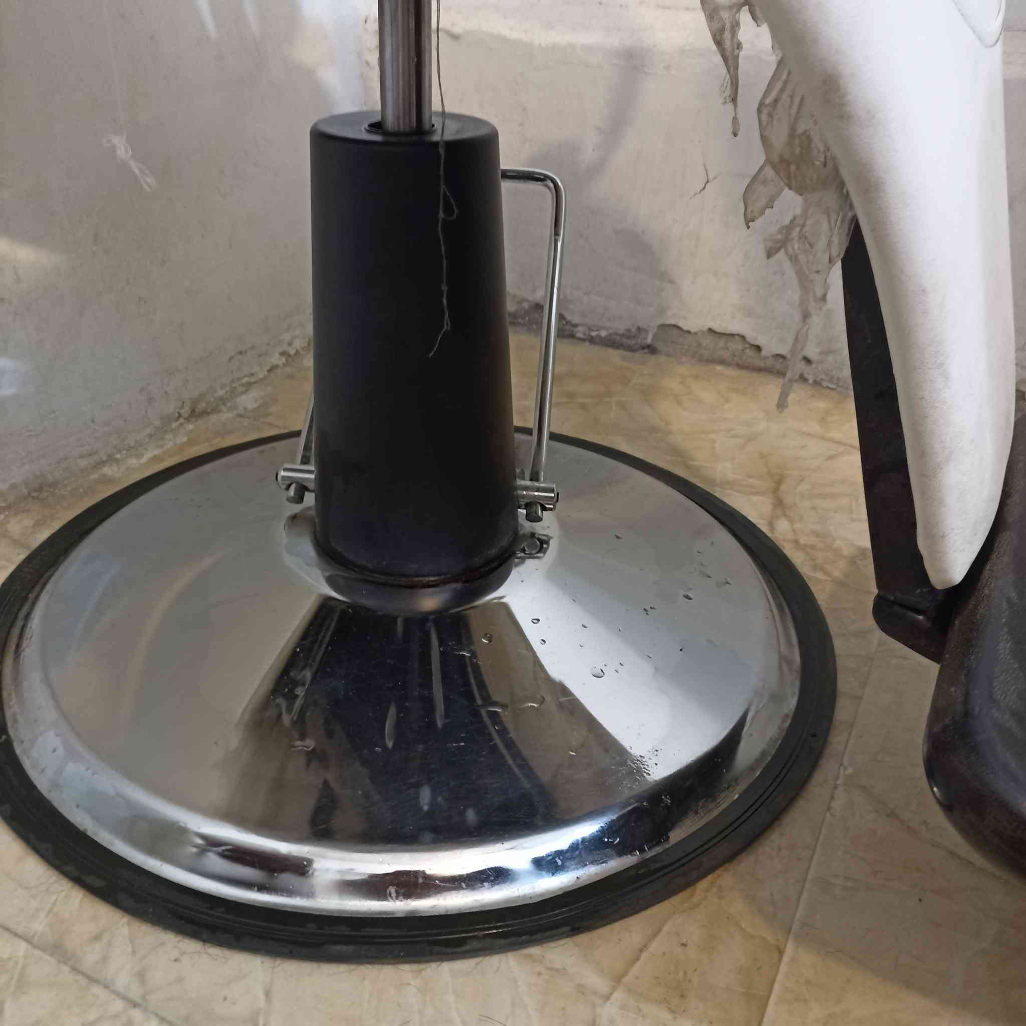 كرسي حلاقه 150الف وبيه مجال


**إذا كنت صاحب هذا الإعلان وتريد حذفه لأي سبب، رجاءا أرسل رسالة إلى الدعم الفني**