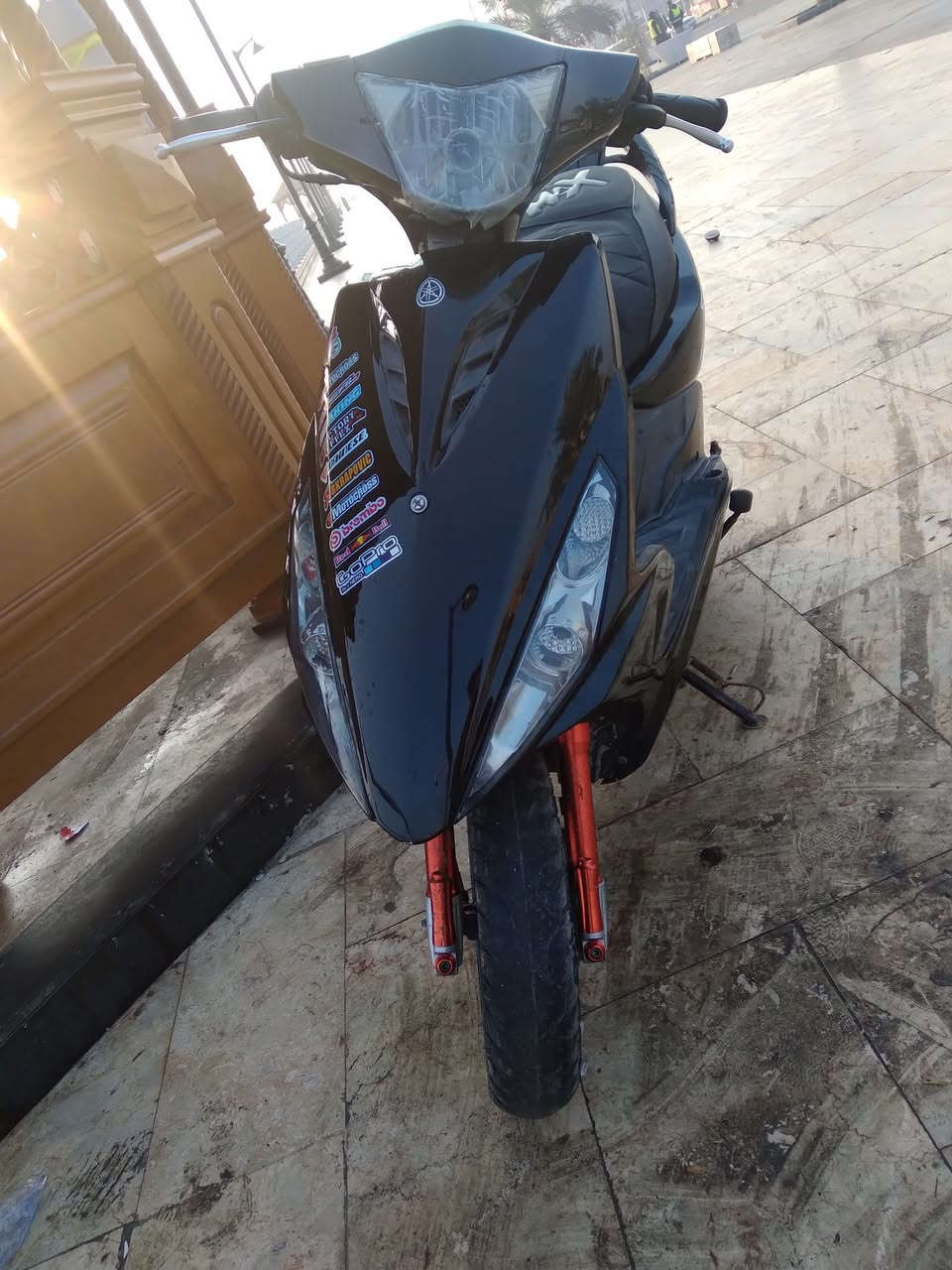 ماكس مضلع ياباني مديل 2006 قبل شهر نازله من  الحاويه كله ختم واحد من الصطاب للايت سعر 850 تواصل ***********
