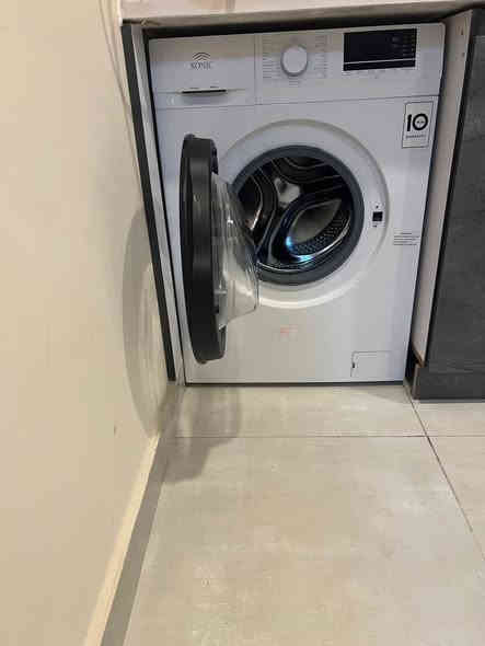 للبيع نضيف جداً واستخدام شهرين فقط..
0773 478 0314
