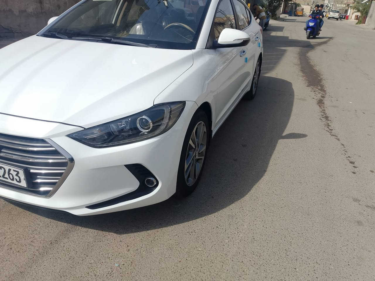 سلام عليكم من رخصت لادمن النترة موديل 2017وارد خليجي سيارة مواصفات فتحة سقف مري شفط وشارة بلمري شاشة كامرة حساسات ويل كب حجم17 يدات نيكل التبريد قطعتين شاشة عطلات بادشبول بيهة 3سونرات بيهة بس الدوس نص ابنص والسونر جديد ناشرة  سيارة جاهزة السعر 152رقم الهاتف ***********
