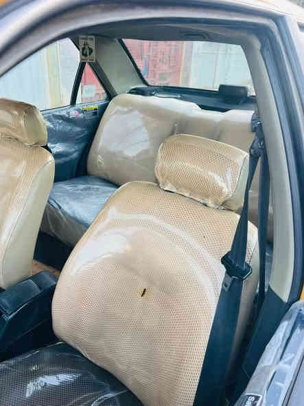 ‏بيجو باص 2015 بيها بنيد مبدل هيئة أم صفرة غرامات ما عليها السيارة بيطلع خط غير يم المازدا بيضاء خالي ورا بسيطة مبينة السعر 36 وبيها مجال للشرا مصورة من كل شيء مكينة خير من الله غيرها جديد هديته حلوة***********￼
