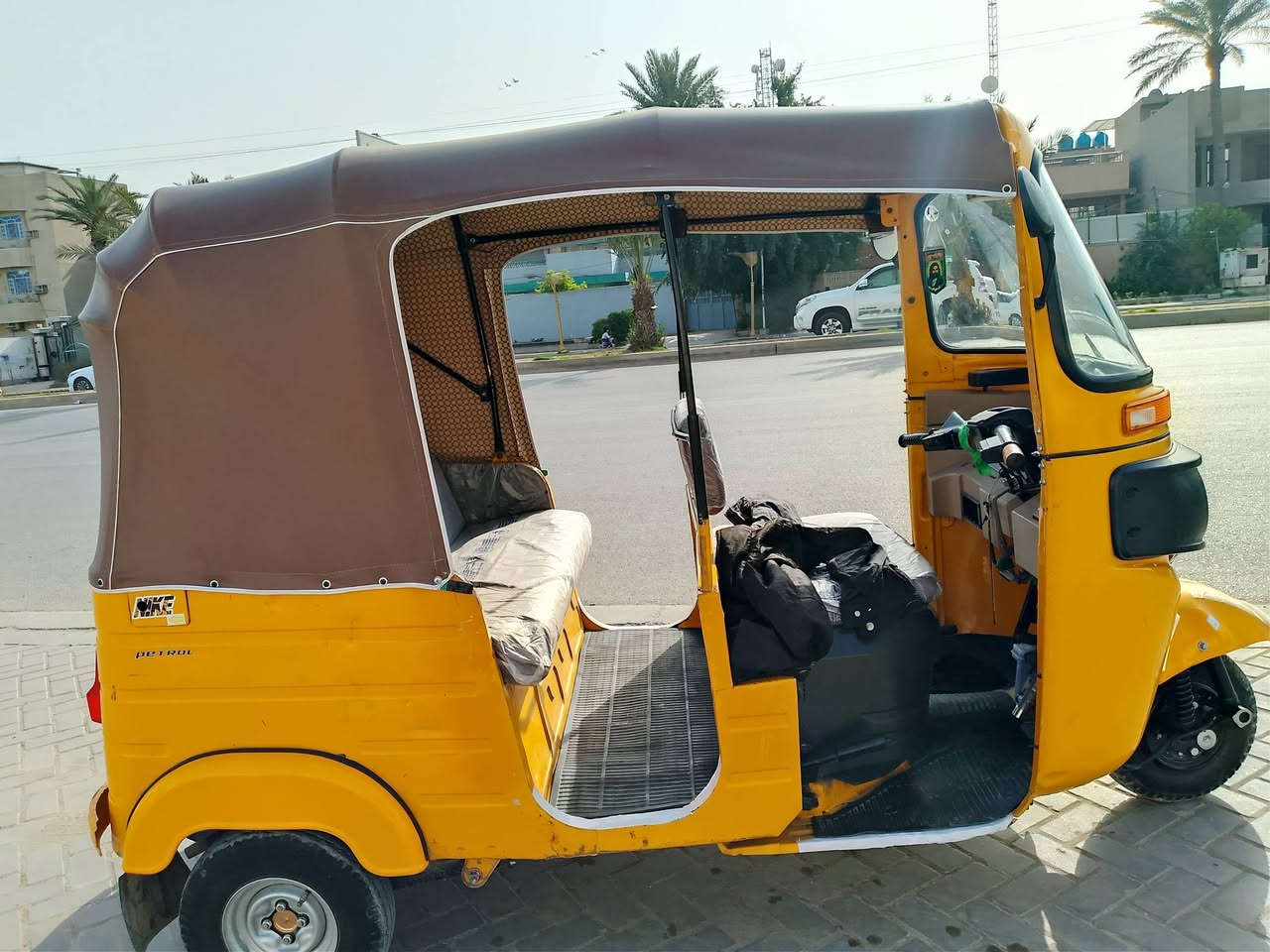 السلام عليكم ورحمة الله وبركاته
تكتك للبيع:
​الموديل: 2019 (شهر 11).
​السعر: 6,300,000 دينار (6 ملايين و300 ألف).
​الرقم: رقم ألماني (إنجليزي).
​السنوية: موجودة والتحويل ثاني يوم.
​المكان: بغداد - مدينة الصدر.
​المجال: بيها مجال قليل.
​للاستفسار، الاتصال على الرقم:
📞 ***********
