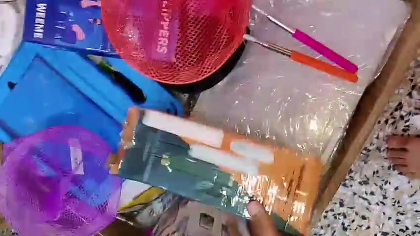شلعه ٣ كراتين مكس الكتروني وكلشي بيه وزن ثقيل متوفر توصيل لجميع المحافظات مهتم يراسلني خاص ادزلك صور البضاعه


**إذا كنت صاحب هذا الإعلان وتريد حذفه لأي سبب، رجاءا أرسل رسالة إلى الدعم الفني**