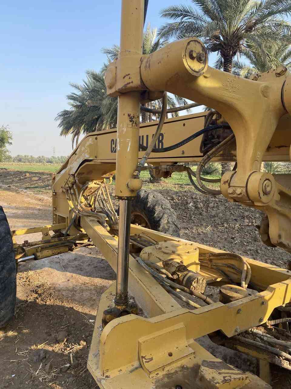 السلام عليكم 
كريدر كتربلر للبيع G12موديل 93
محرك كير مضخه مكفولات
منفيس بأسمي
السعر 610$
***********
***********
