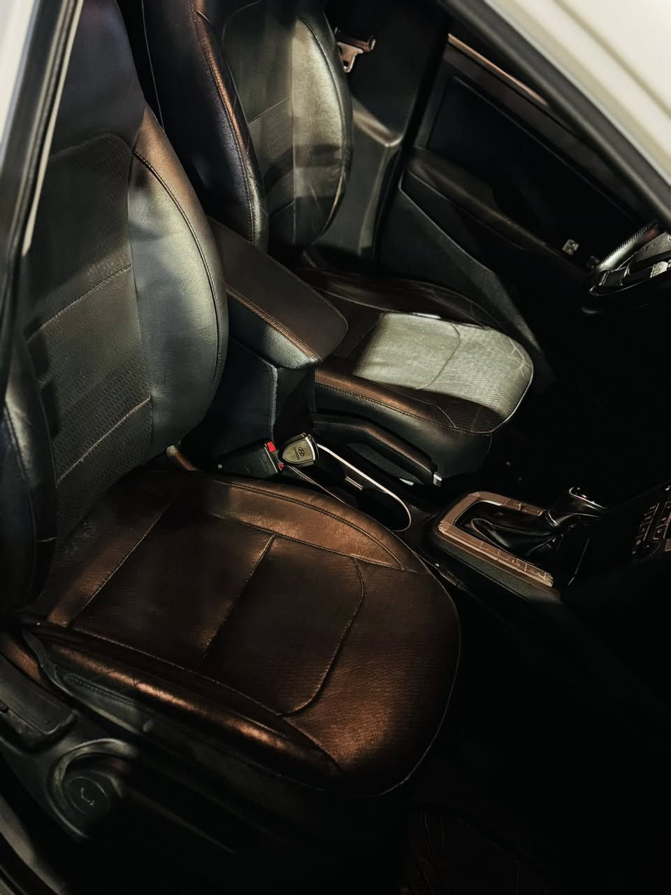 الانترا 2017 خليجي ( يراني ) فول مواصفات 
فتحه 
بصمه 
جلد 
كراسي كهرباء + تدفئه تبريد امي خلفي 
ستيرن تدفئه 
ويل كبير 
دخول ذكي 
مكينه 2000
مكفوله من صبغ عده ربع الدعاميه خلفيه 
وشبر بارد بدوران خلفي 
سونار ويا الصور
مكينه وكير مكفولات 
ماشيه 105 
رقم بغداد باسمي 
سعرها 162 بيها مجال بسيط 
مكانها الرمادي 
***********
